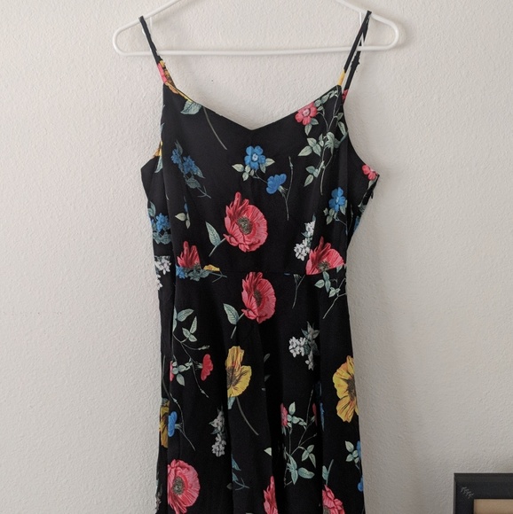 Old Navy Floral Dress - Picture 1 of 4